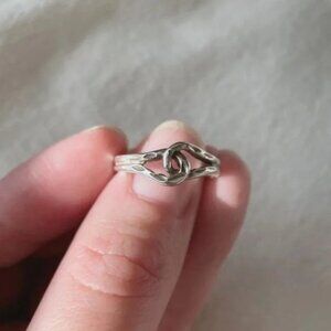 Vintage Sterling Silver Etched Love Knot Ring sz 6.25